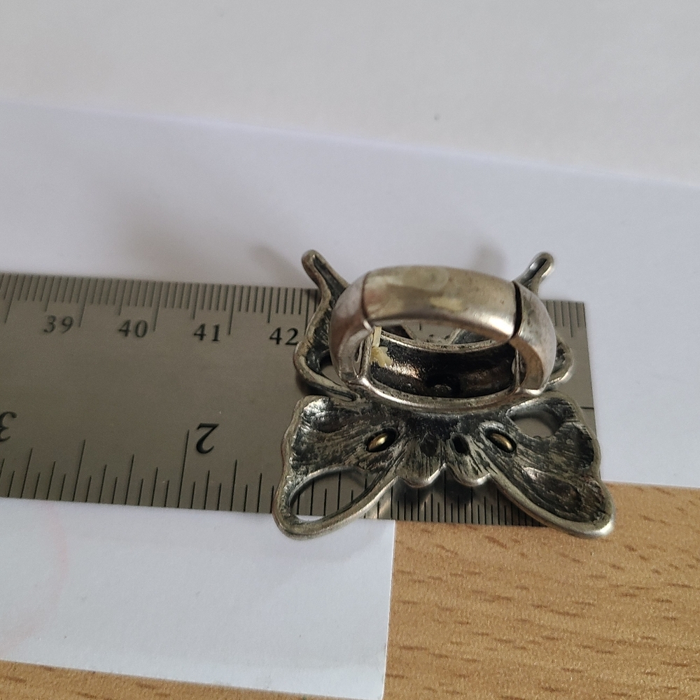 Vintage Dark Silver Tone Pewter Boho Chunky Openwork Rhinestone Butterfly Ring - Picture 12 of 15
